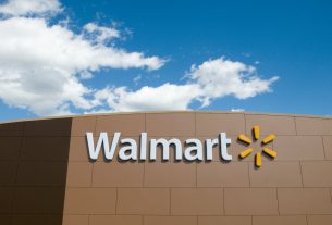 Walmart to Pay $65 Million for Settling the Lawsuit Over Not Providing Seating for Cashiers