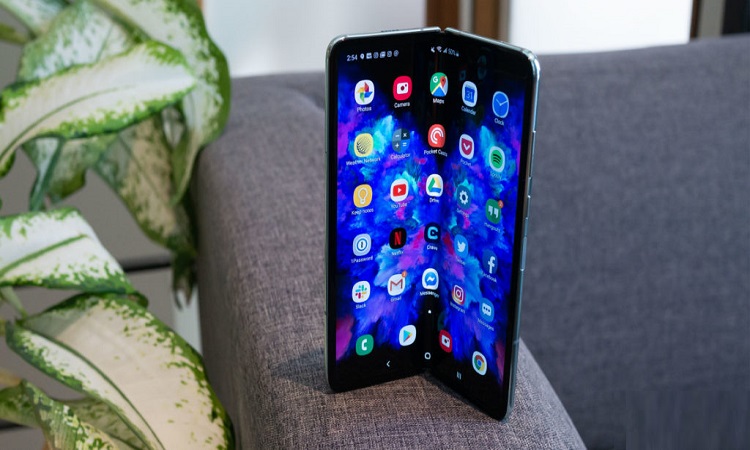 Samsung executive says the Galaxy Fold is ready to go to market