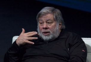 Steve Wozniak co-founder of Apple claims to have been infected with coronavirus