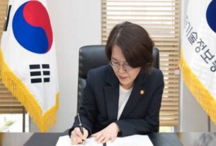 South Korea signs Artemis deal, targets moon by 2030